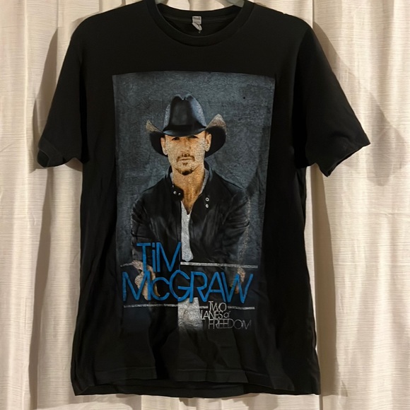 Other - VINTAGE UNISEX TIM MCGRAW CONCERT COLLECTIBLE GRAPHIC TEE SIZE MEDIUM